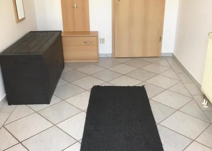 Claudia Landurlaub - Abc332 *